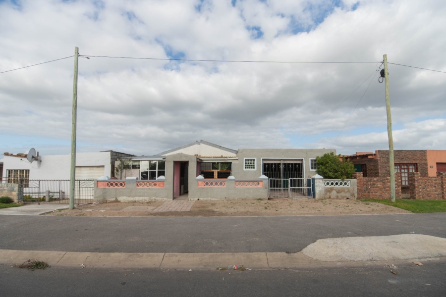 3 Bedroom Property for Sale in Bethelsdorp Eastern Cape
